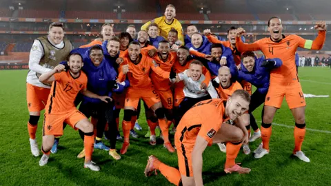 2月26日NBA精彩瞬间：莫兰特抛投绝平领跑五佳球