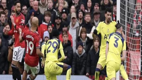 徐正源间歇期强化训练，球队体能显著提升，加大对抗练习比重